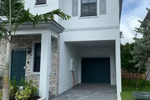 1631 SW 28th St, Fort Lauderdale, FL 33315 - Photo 1