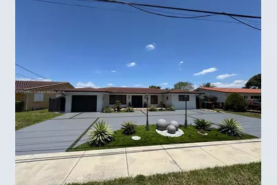 1725 W 76th St, Hialeah, FL 33014 - Photo 1
