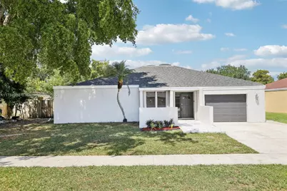 4967 SW 94th Ter, Cooper City, FL 33328 - Photo 1