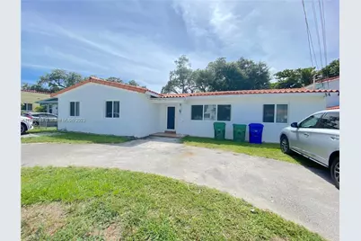 1120 NW 32nd Ct, Miami, FL 33125 - Photo 1
