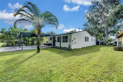 2238 Thomas St, Hollywood, FL 33020 - Photo 1