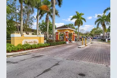 1049 NE 42nd Pl #1049, Homestead, FL 33033 - Photo 1