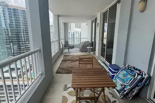 170 SE 14th St, Miami, FL 33131 - Photo 1