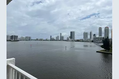 4000 NE 170th St #604, North Miami Beach, FL 33160 - Photo 1
