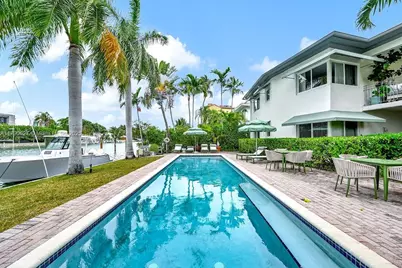 4780 Pine Tree Dr #9, Miami Beach, FL 33140 - Photo 1