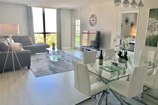 3901 S Ocean Dr, Hollywood, FL 33019 - Photo 1