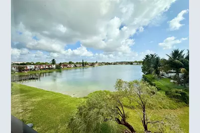315 NW 109th Ave #211, Miami, FL 33172 - Photo 1