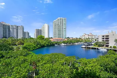 19999 E Country Club Dr #1406, Aventura, FL 33180 - Photo 1