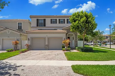 830 NE 191 St, Miami, FL 33179 - Photo 1