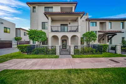 4707 NW 83rd Ct, Doral, FL 33166 - Photo 1