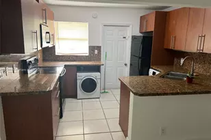 9203 NW 38th Dr, Coral Springs, FL 33065 - Photo 1