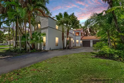 6702 Magnolia Ct #6702, South Miami, FL 33143 - Photo 1