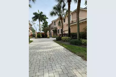 2697 Center Ct Dr #1-13, Weston, FL 33332 - Photo 1