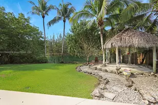 3140 Fairways Dr, Homestead, FL 33035 - Photo 24