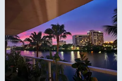 5091 NW 7th St #501, Miami, FL 33126 - Photo 1