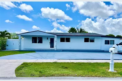 11984 SW 195th St, Miami, FL 33177 - Photo 1