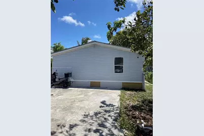 19800 SW 180th Ave Unit 123, Miami, FL 33187 - Photo 1