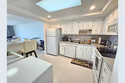 18031 Biscayne Blvd #603, Aventura, FL 33160 - Photo 1