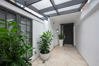 1530 NE Quayside Ter #A1, Miami, FL 33138 - Photo 1