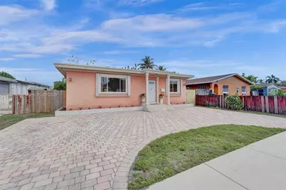 2435 Wilson St, Hollywood, FL 33020 - Photo 1