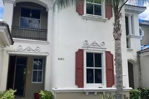 4240 NE 9th St, Homestead, FL 33033 - Photo 1