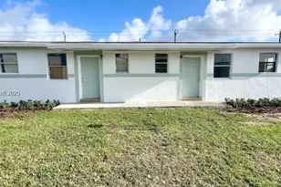 10541 SW 184th St, Cutler Bay, FL 33157 - Photo 1