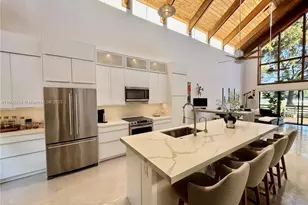 8961 SW 6th Ct, Plantation, FL 33324 - Photo 1