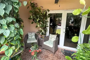 13707 Kendale Lakes Cir, Miami, FL 33183 - Photo 1