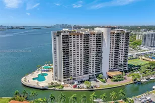 1800 NE 114th St, Miami, FL 33181 - Photo 1