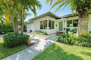 863 NE 90th St, Miami, FL 33138 - Photo 1
