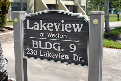 230 Lakeview Dr #102, Weston, FL 33326 - Photo 1