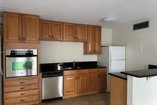 637 Executive Center Dr, West Palm Beach, FL 33401 - Photo 1