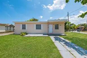323 NW 9th St, Hallandale Beach, FL 33009 - Photo 1