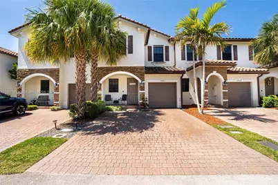 5421 NW 27th St, Margate, FL 33063 - Photo 1