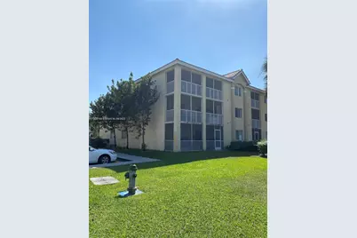 460 S Park #6-304, Hollywood, FL 33021 - Photo 1