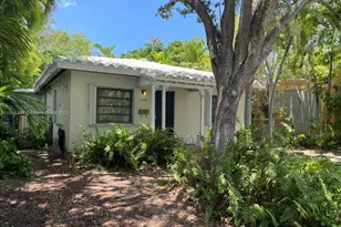 2975 Shipping Ave, Coconut Grove, FL 33133 - Photo 1