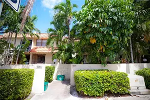 1607 NE 105th St, Miami Shores, FL 33138 - Photo 1