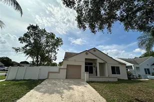 8600 SW 12th St, Pembroke Pines, FL 33025 - Photo 1