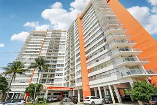 1351 NE Miami Gardens Dr, Miami, FL 33179 - Photo 1