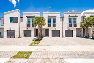 4050 Hot Spgs Ave, Palm Springs, FL 33461 - Photo 1