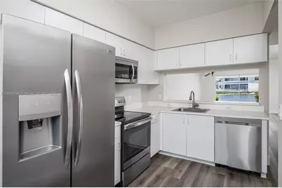 16795 Hemingway Dr #16795, Weston, FL 33326 - Photo 1