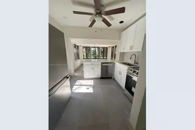 421 SW 11th St, Fort Lauderdale, FL 33315 - Photo 1