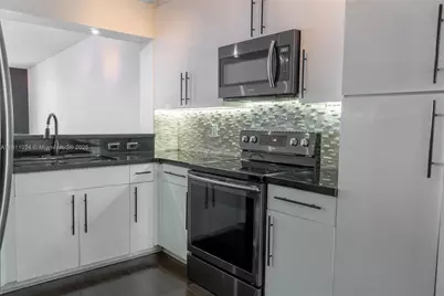 10750 NW 66th St #505, Doral, FL 33178 - Photo 1