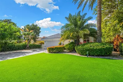 301 S Riverside, Pompano Beach, FL 33062 - Photo 1