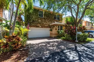 1250 Hayes St, Hollywood, FL 33019 - Photo 1