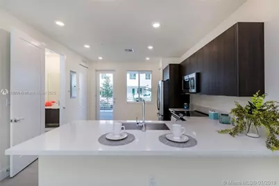 10226 NW 64th Ter #104, Doral, FL 33178 - Photo 1