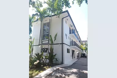 514 Santander Ave #4, Coral Gables, FL 33134 - Photo 1