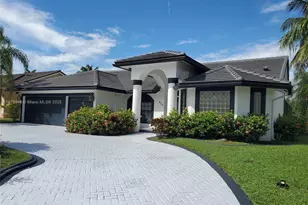 9733 NW 52nd Pl, Coral Springs, FL 33076 - Photo 1