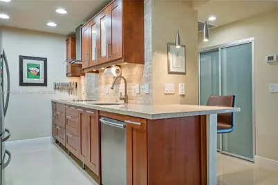 300 Bayview Dr #102, Sunny Isles Beach, FL 33160 - Photo 1