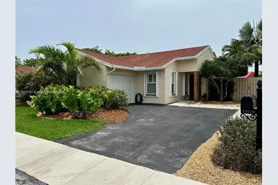 13970 Beechwood #13970, Davie, FL 33325 - Photo 1